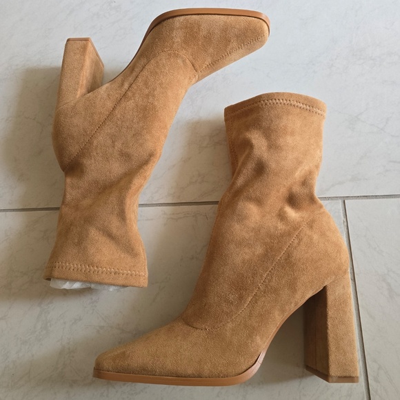 Miss Lola Milano Square Heel Boots In Nude Size 6.5 - Picture 2 of 16